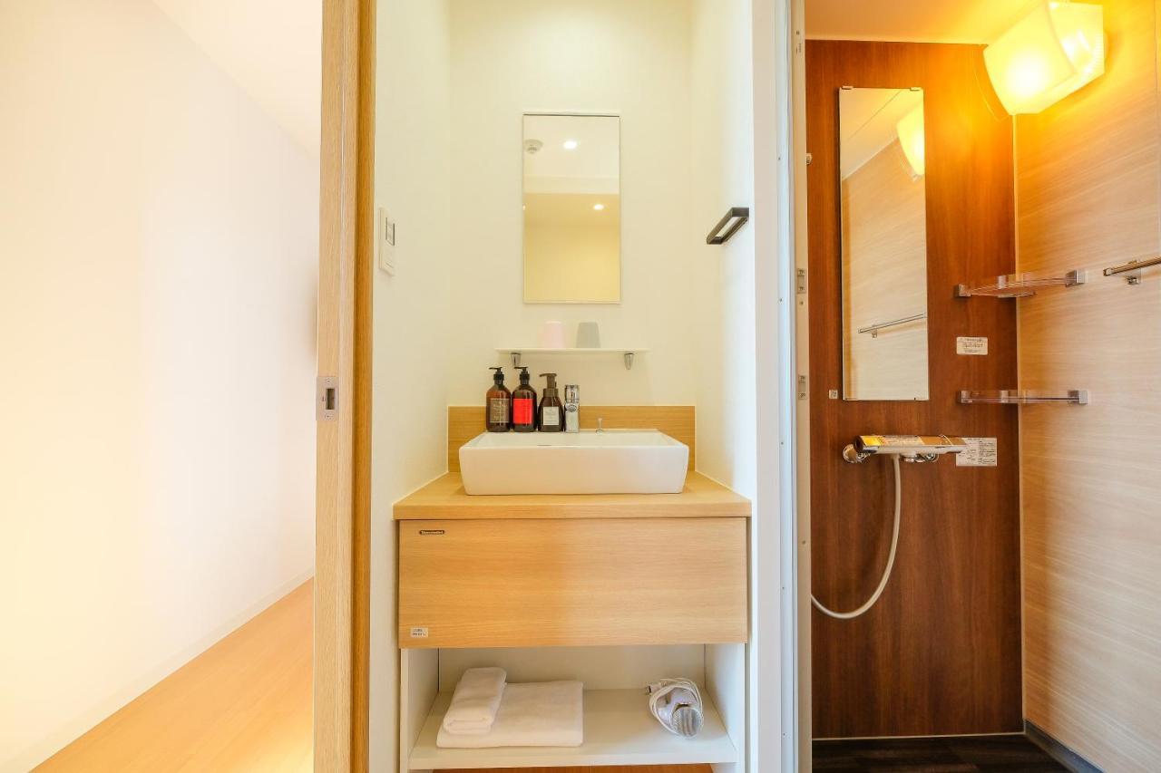 Ele Hotel Kuzuha Хираката Екстериор снимка
