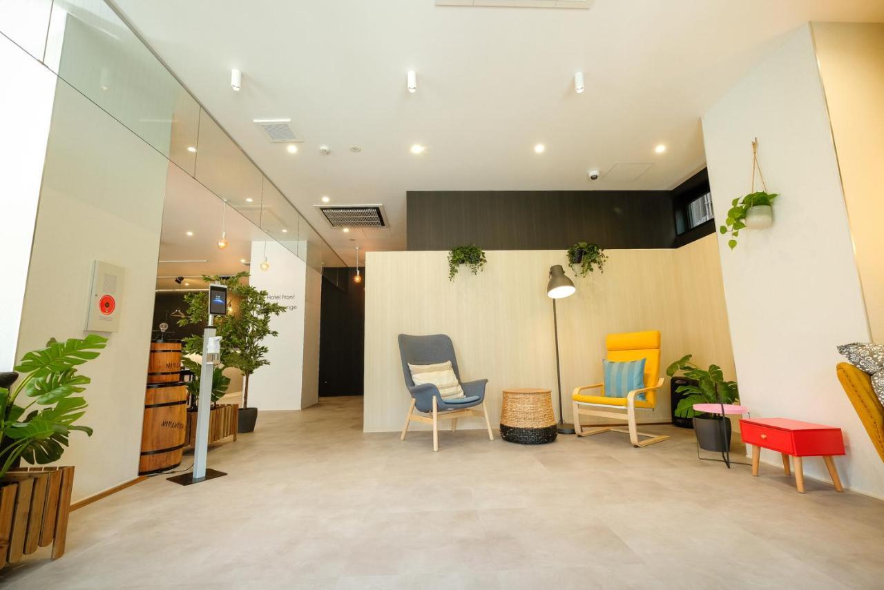 Ele Hotel Kuzuha Хираката Екстериор снимка